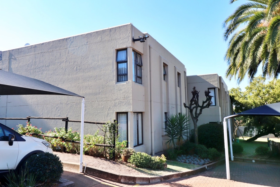 1 Bedroom Property for Sale in Bruma Gauteng