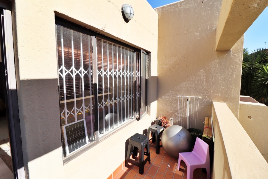 1 Bedroom Property for Sale in Bruma Gauteng