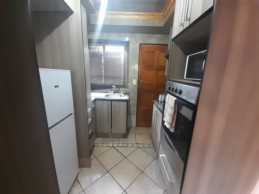 2 Bedroom Property for Sale in Soshanguve A Gauteng