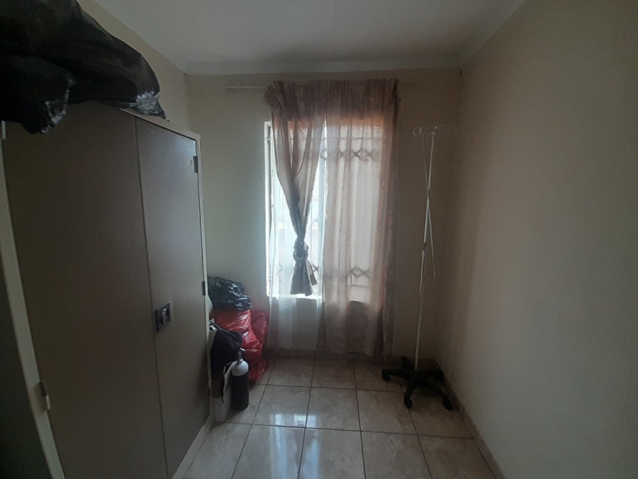 2 Bedroom Property for Sale in Soshanguve A Gauteng