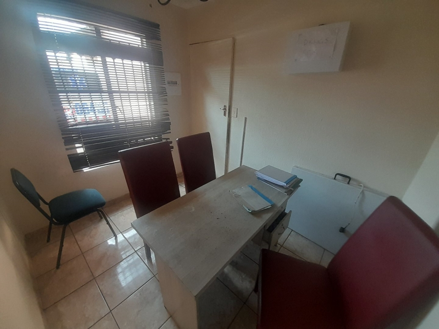 2 Bedroom Property for Sale in Soshanguve A Gauteng