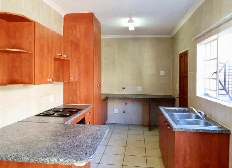 To Let 3 Bedroom Property for Rent in Willowbrook Gauteng