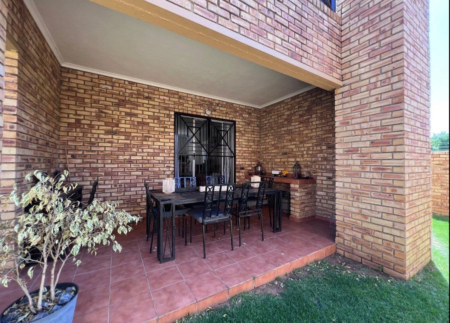 To Let 3 Bedroom Property for Rent in Willowbrook Gauteng