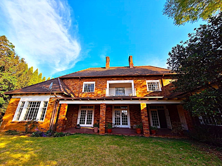 5 Bedroom Property for Sale in Sandhurst Gauteng