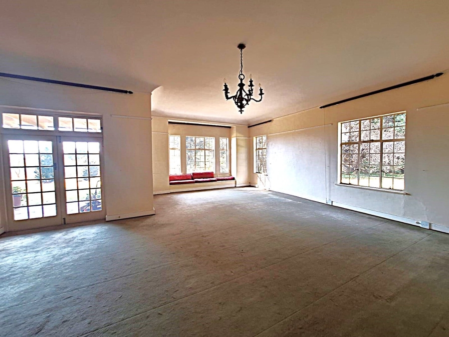 5 Bedroom Property for Sale in Sandhurst Gauteng