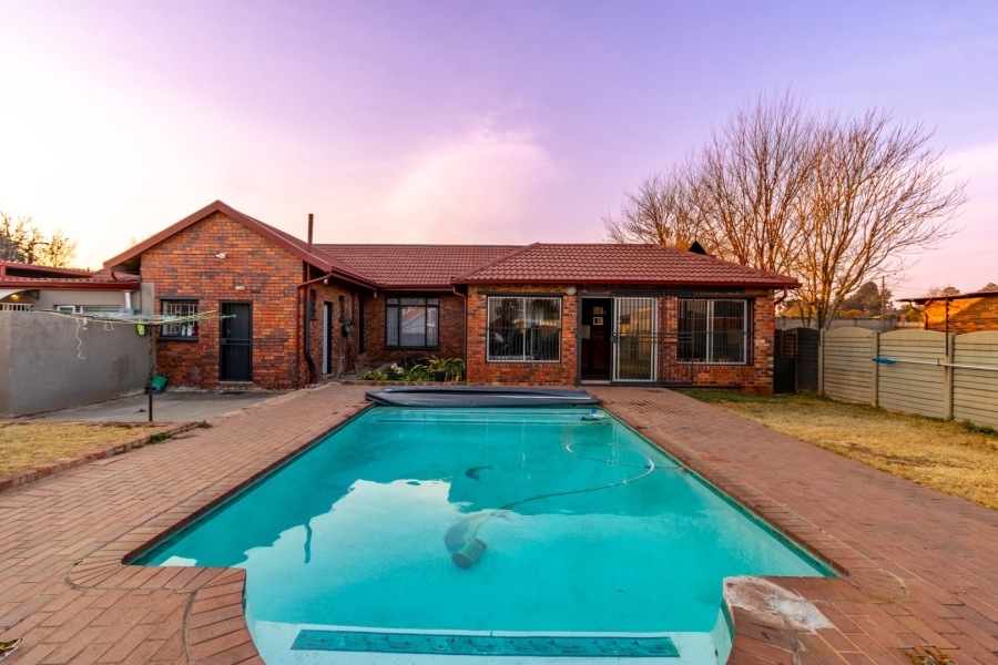 3 Bedroom Property for Sale in Impala Park Gauteng