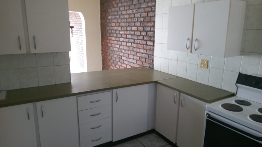 2 Bedroom Property for Sale in Beyers Park Gauteng