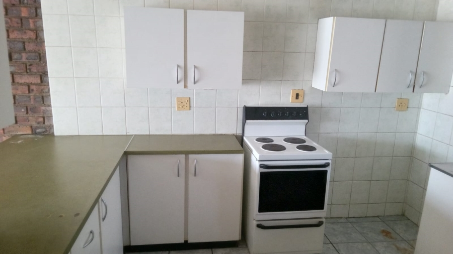 2 Bedroom Property for Sale in Beyers Park Gauteng