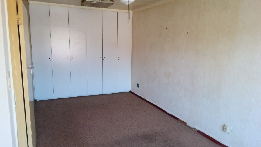 2 Bedroom Property for Sale in Beyers Park Gauteng