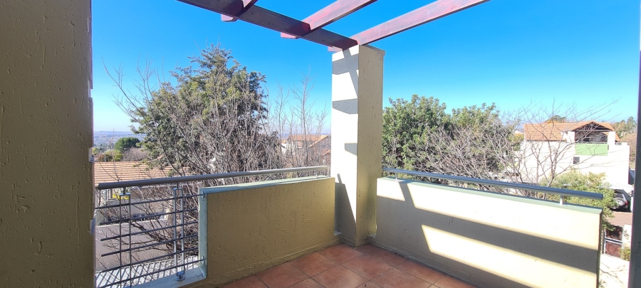 To Let 1 Bedroom Property for Rent in Broadacres Gauteng