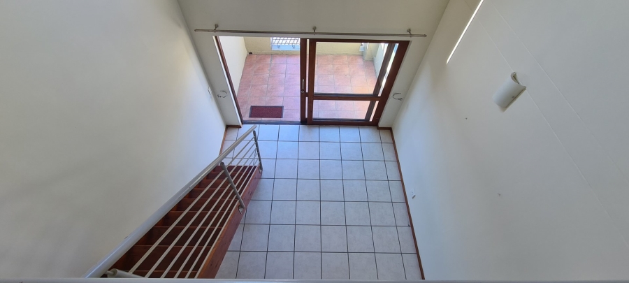 To Let 1 Bedroom Property for Rent in Broadacres Gauteng