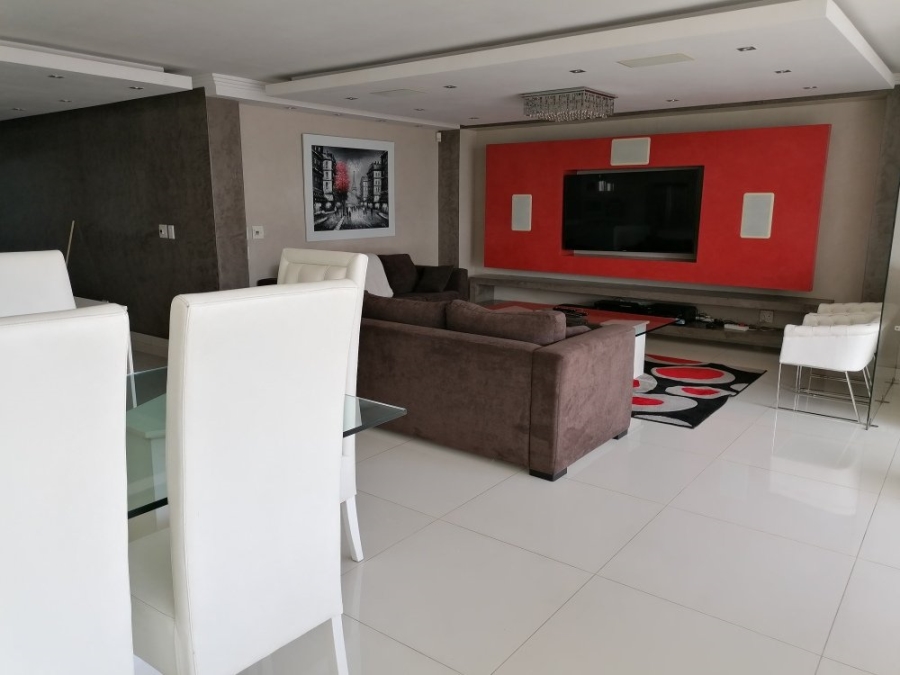 To Let 3 Bedroom Property for Rent in Sandown Gauteng