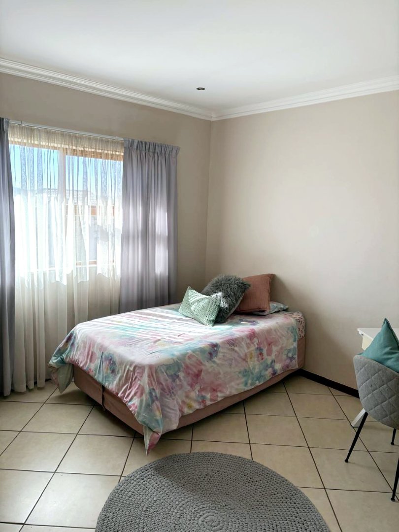 To Let 3 Bedroom Property for Rent in Raslouw Gauteng