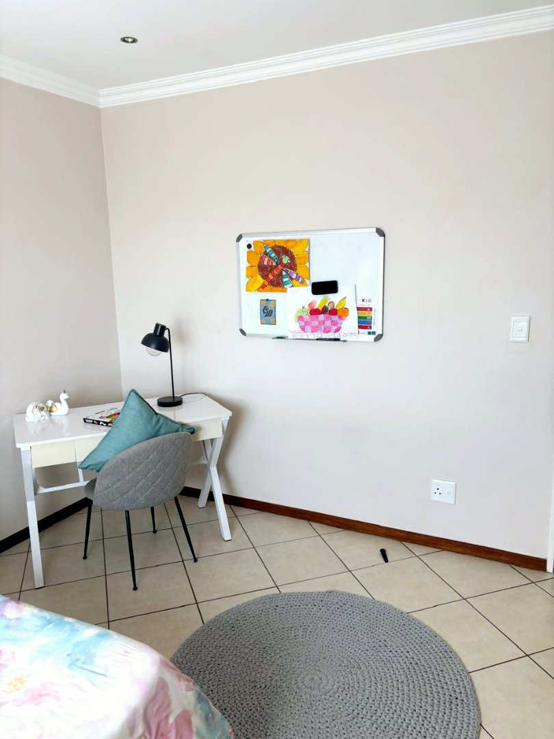 To Let 3 Bedroom Property for Rent in Raslouw Gauteng