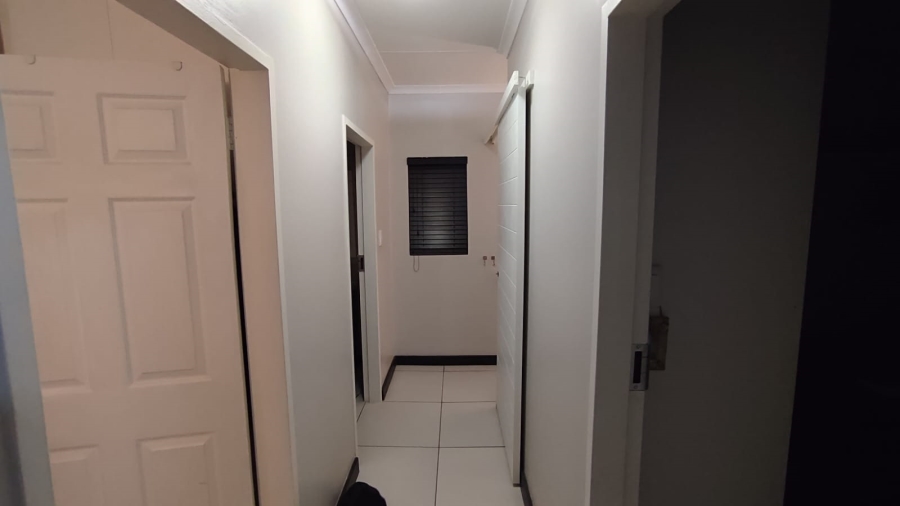 3 Bedroom Property for Sale in Scarlet Park Gauteng