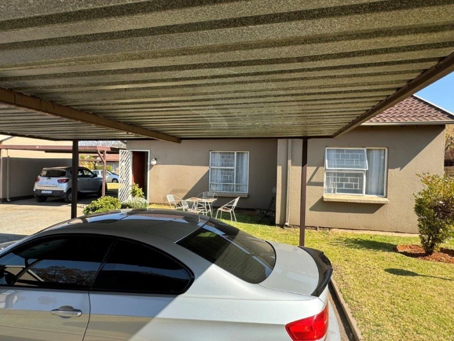 2 Bedroom Property for Sale in Pomona Gauteng