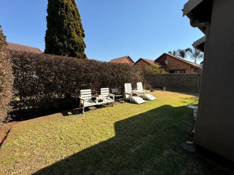 2 Bedroom Property for Sale in Pomona Gauteng