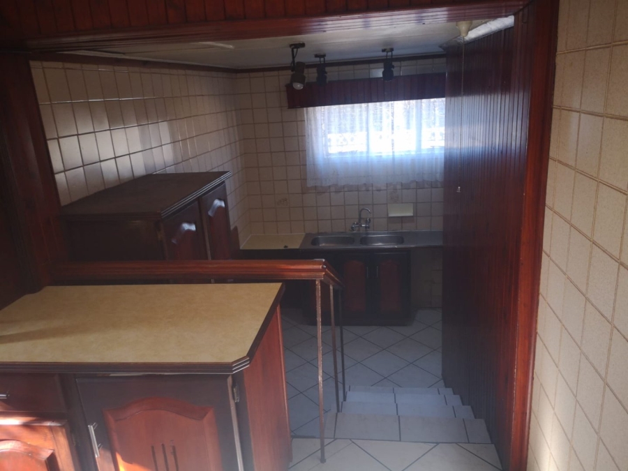 4 Bedroom Property for Sale in Symhurst Gauteng