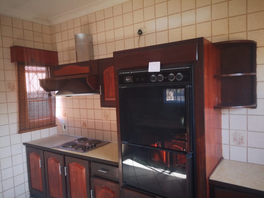 4 Bedroom Property for Sale in Symhurst Gauteng