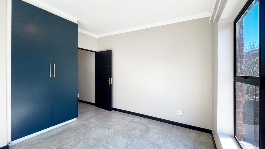 To Let 4 Bedroom Property for Rent in Waterfall Gauteng