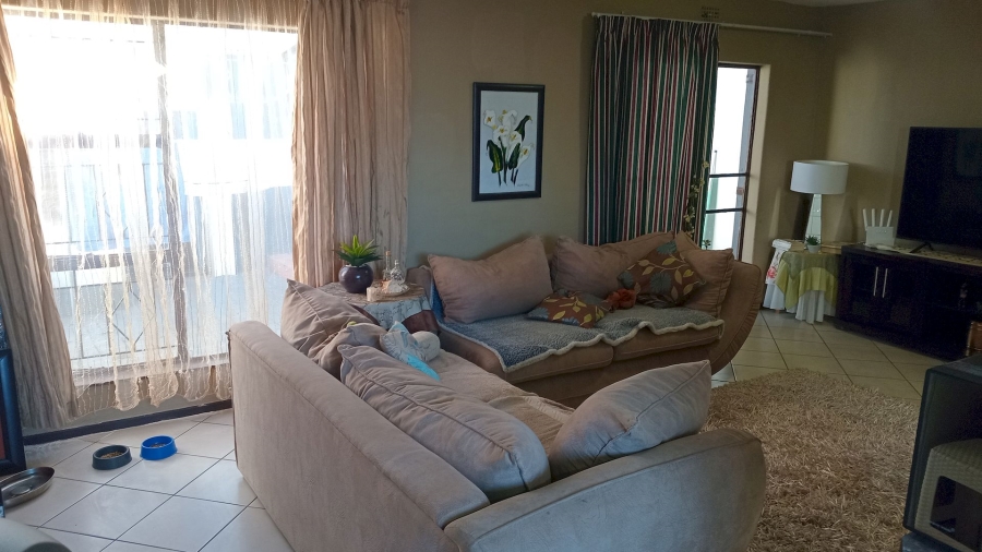 2 Bedroom Property for Sale in Fishers Hill Gauteng