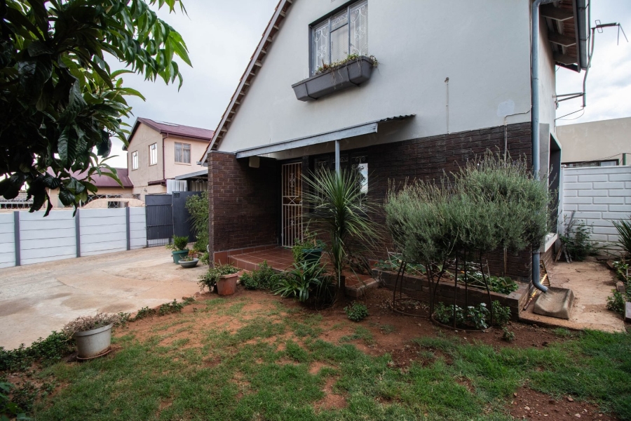 3 Bedroom Property for Sale in Sophiatown Gauteng