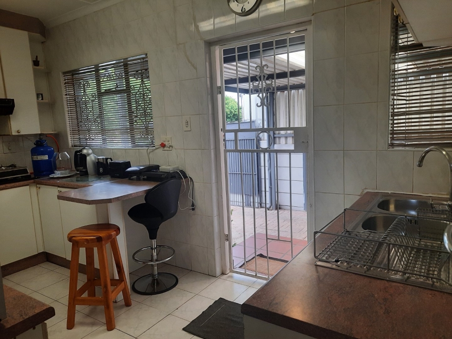 3 Bedroom Property for Sale in Sophiatown Gauteng