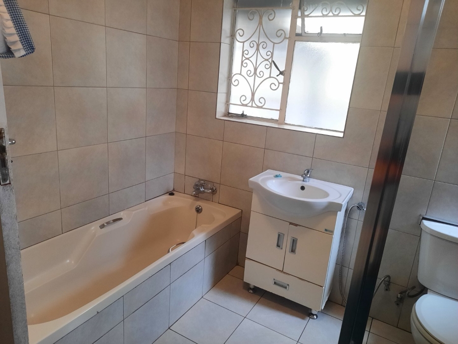 3 Bedroom Property for Sale in Sophiatown Gauteng