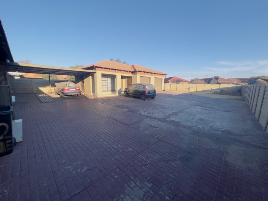 3 Bedroom Property for Sale in Leondale Gauteng