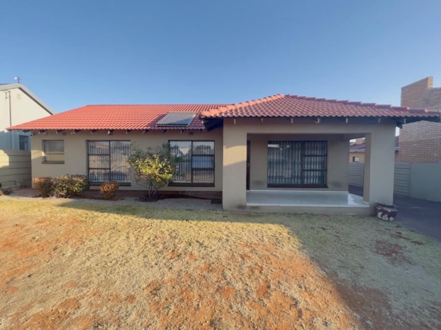 3 Bedroom Property for Sale in Leondale Gauteng