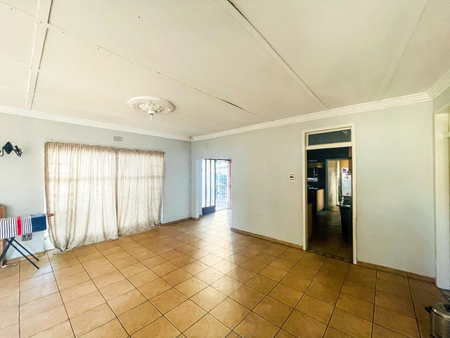 4 Bedroom Property for Sale in Bordeaux Gauteng