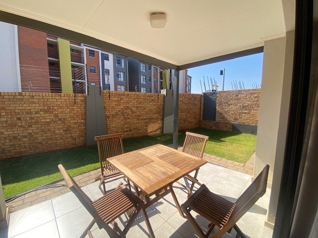 3 Bedroom Property for Sale in Rooihuiskraal North Gauteng