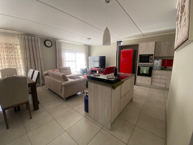 3 Bedroom Property for Sale in Rooihuiskraal North Gauteng