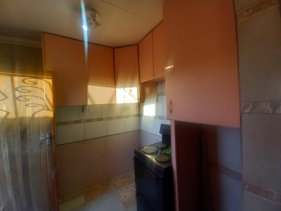 3 Bedroom Property for Sale in Alrapark Gauteng