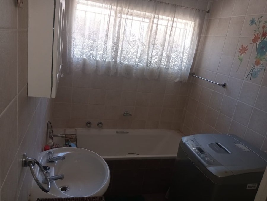 2 Bedroom Property for Sale in Witfield Gauteng