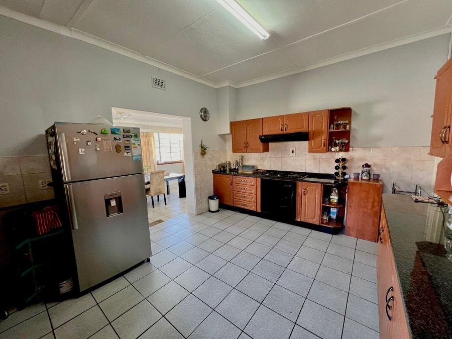 4 Bedroom Property for Sale in Crosby Gauteng