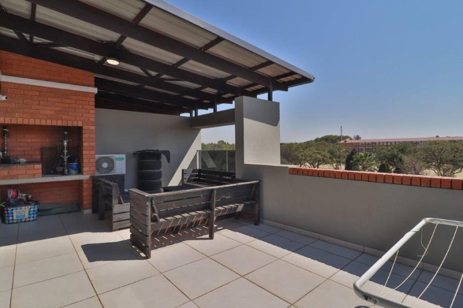 2 Bedroom Property for Sale in Bartlett Gauteng