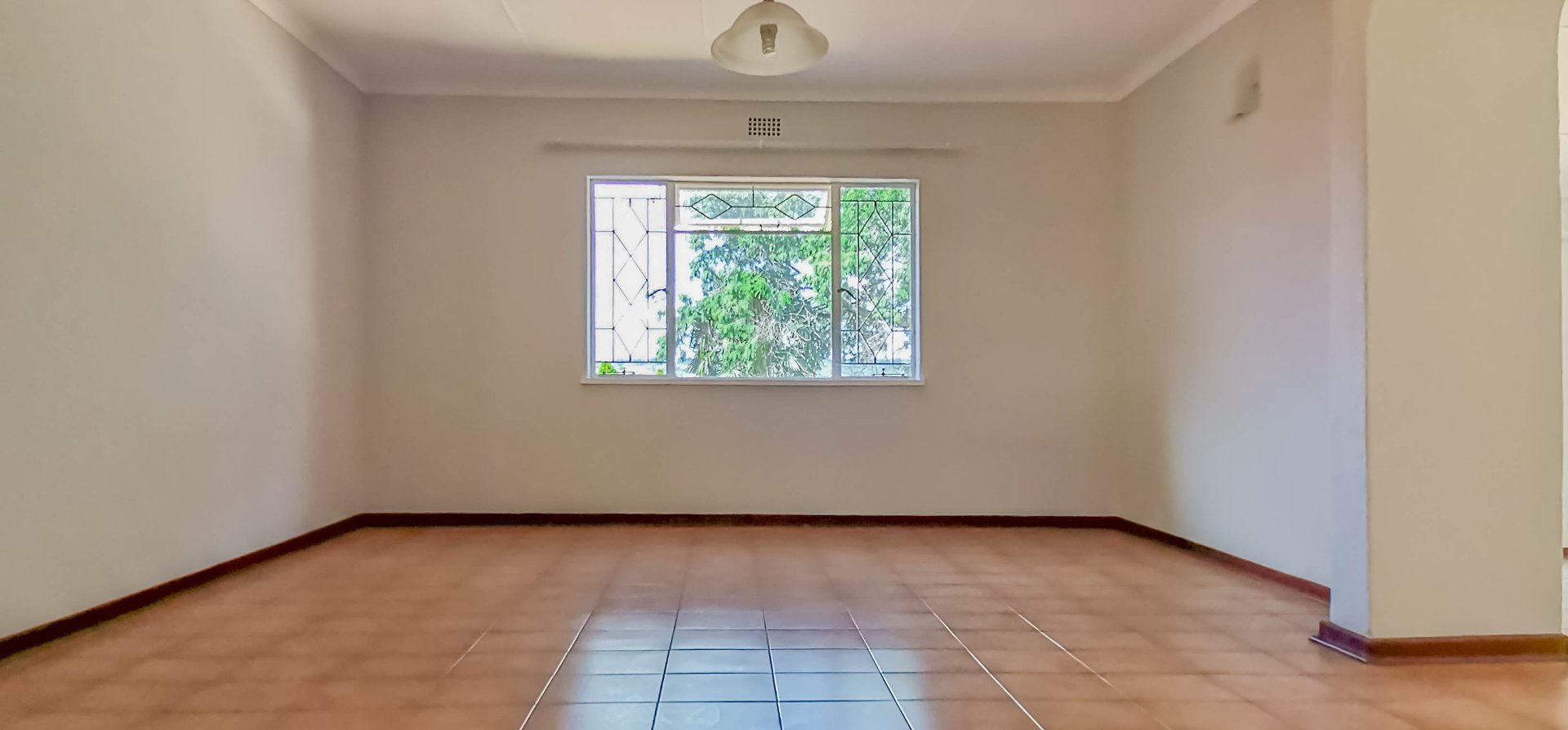 To Let 4 Bedroom Property for Rent in Roodekrans Gauteng