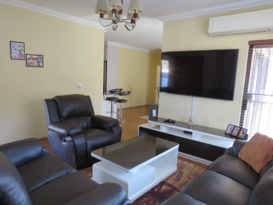 3 Bedroom Property for Sale in New Market Park Gauteng