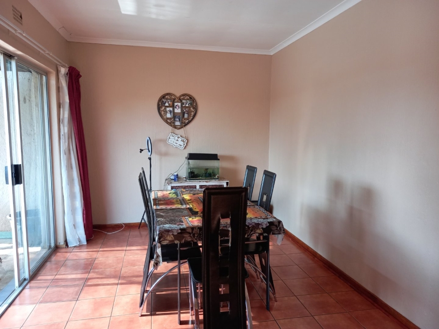 3 Bedroom Property for Sale in Alrapark Gauteng