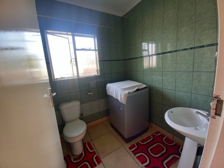 3 Bedroom Property for Sale in Alrapark Gauteng