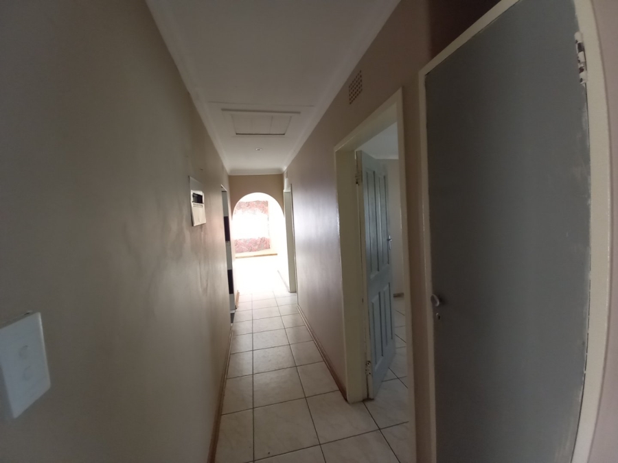 To Let 3 Bedroom Property for Rent in Visagie Park Gauteng