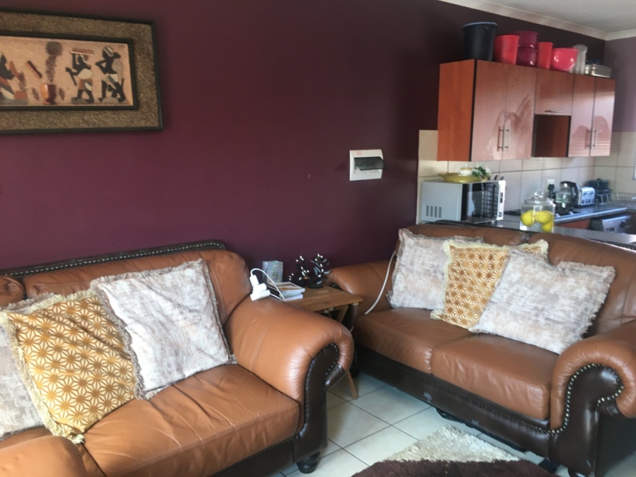 2 Bedroom Property for Sale in The Orchards Gauteng