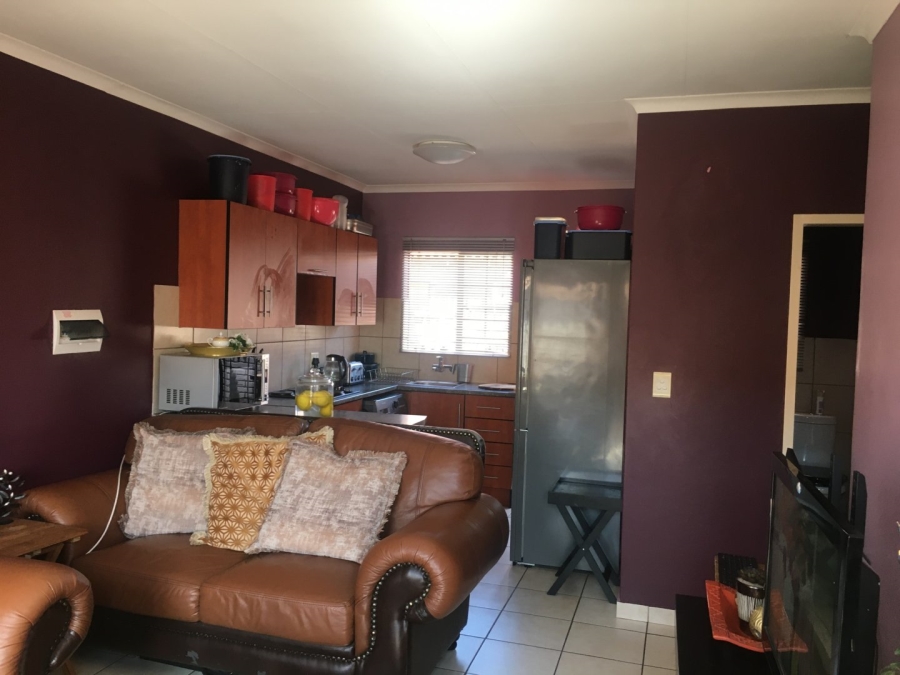 2 Bedroom Property for Sale in The Orchards Gauteng