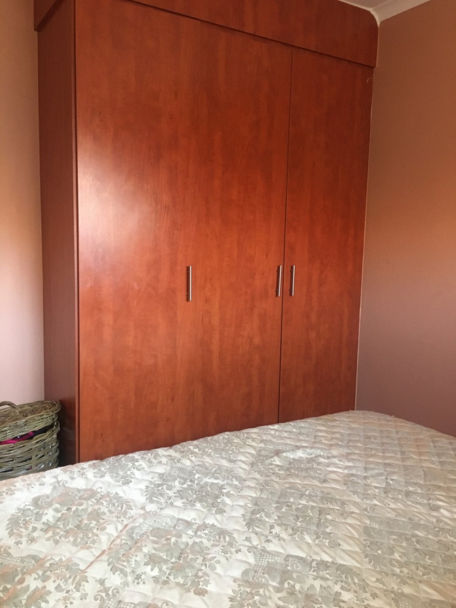 2 Bedroom Property for Sale in The Orchards Gauteng