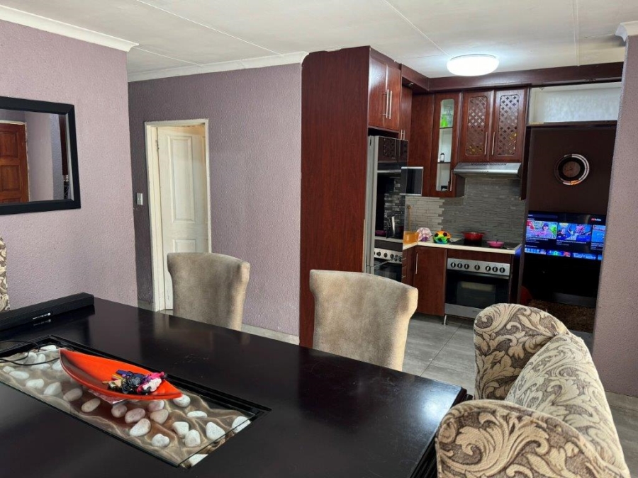 3 Bedroom Property for Sale in Birchleigh North Gauteng