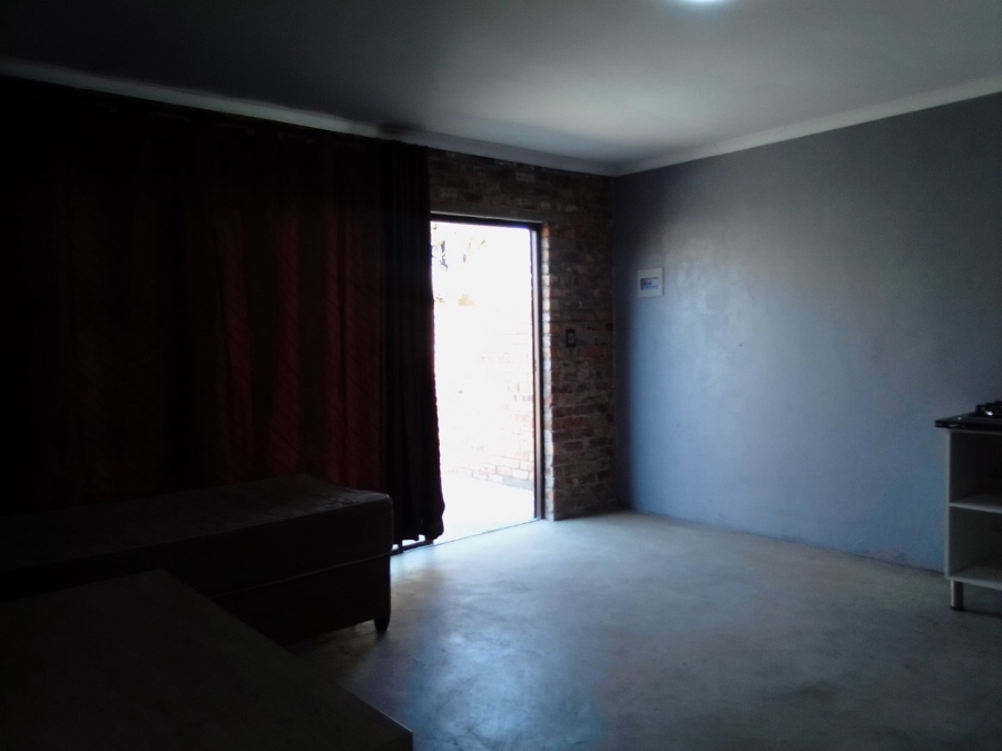 To Let 1 Bedroom Property for Rent in President Park Gauteng