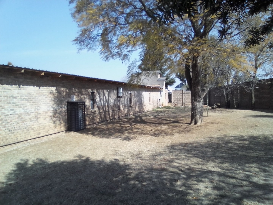 To Let 1 Bedroom Property for Rent in President Park Gauteng