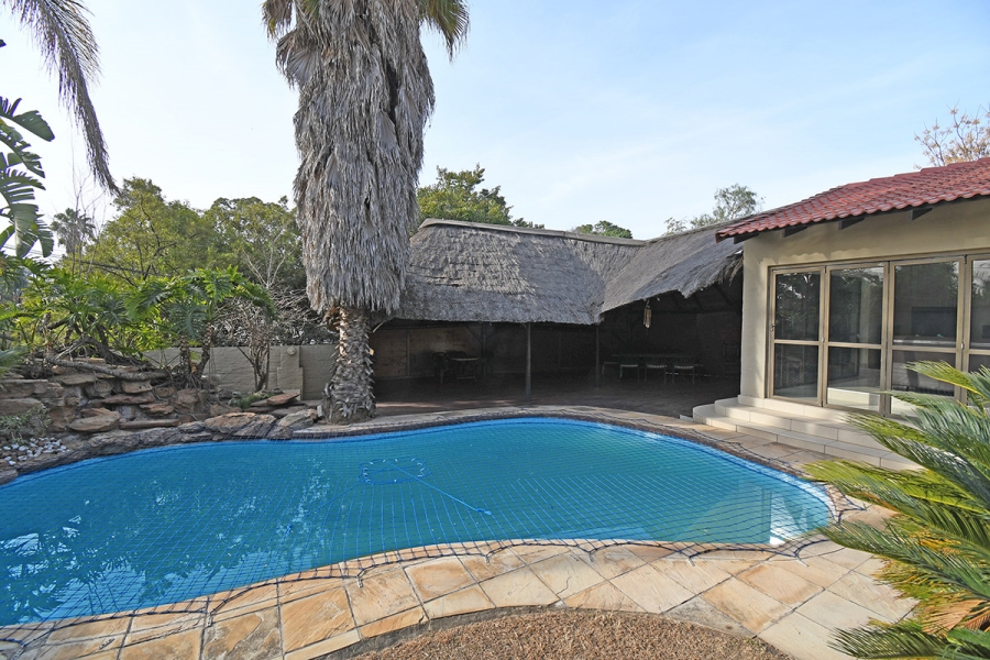 5 Bedroom Property for Sale in Bryanston Gauteng