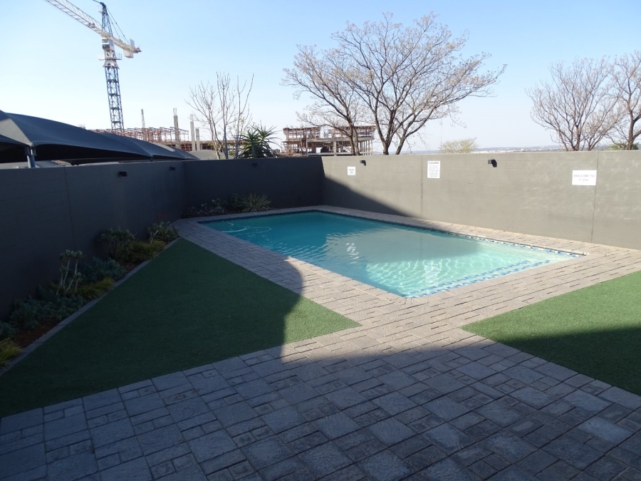 To Let 2 Bedroom Property for Rent in North Riding Gauteng